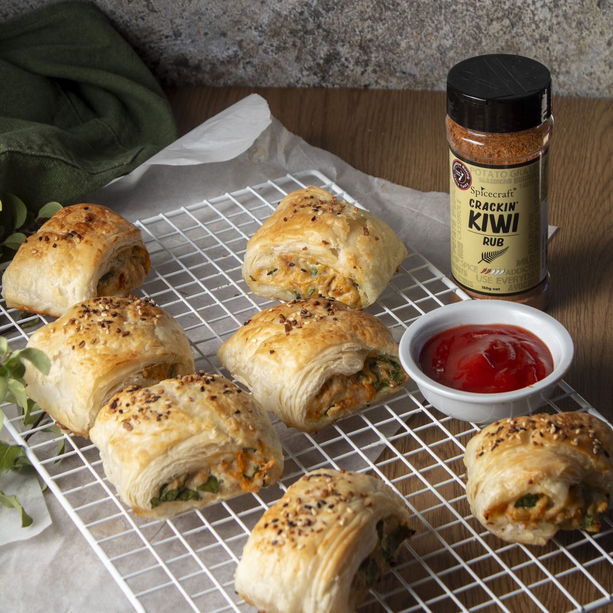 Crackin' Kiwi Sausage Rolls