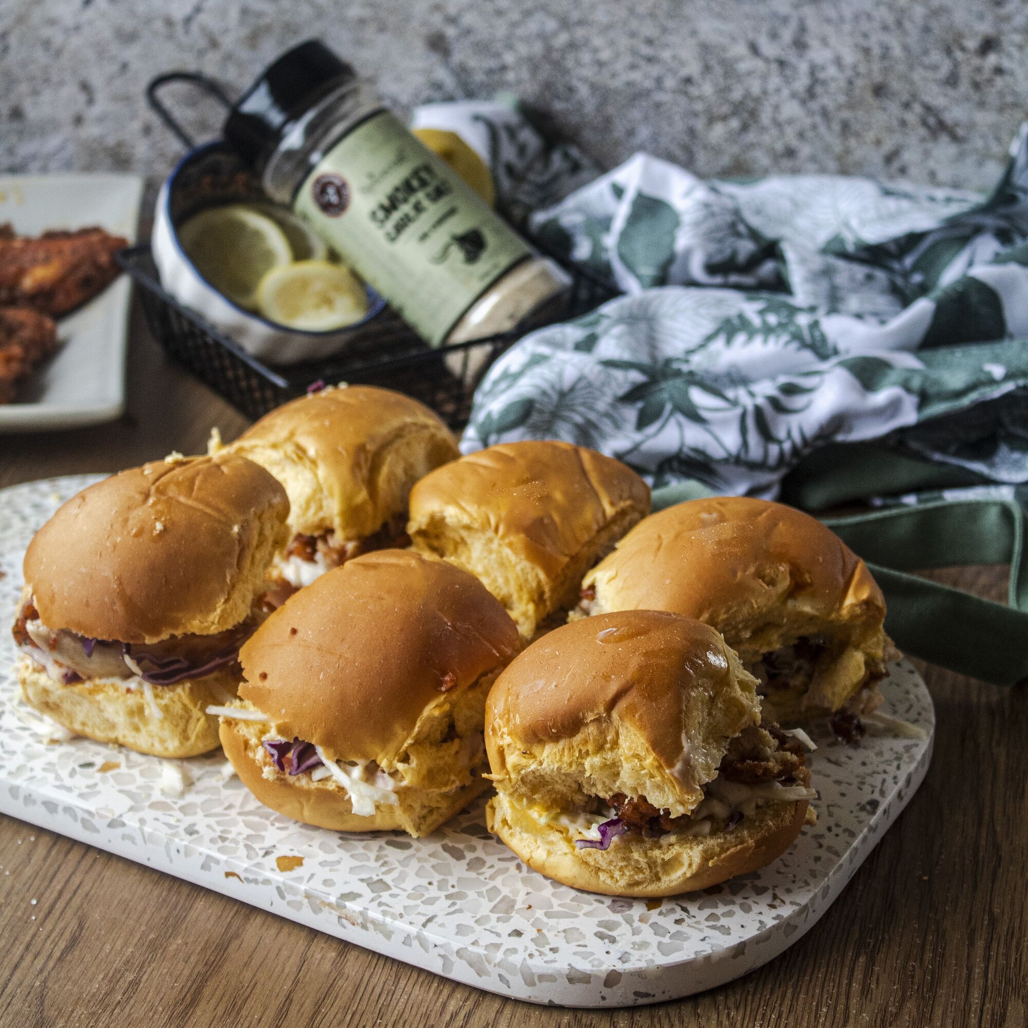 Smokey Garlic Chicken Sliders